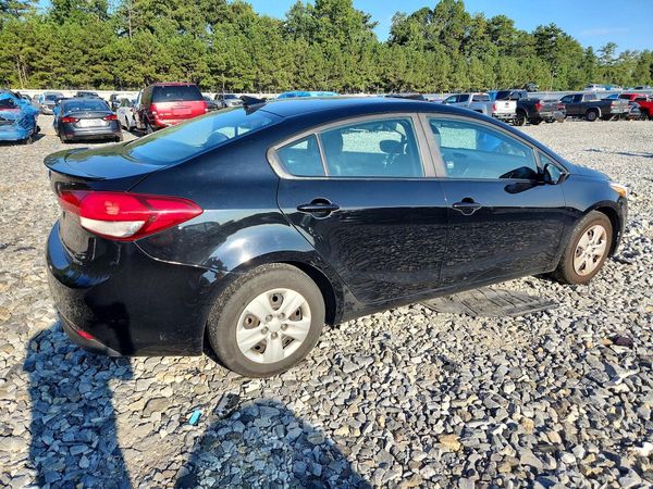 2017 KIA FORTE