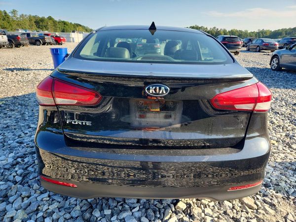 2017 KIA FORTE