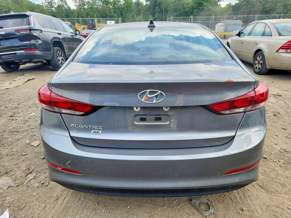 2018 HYUNDAI ELANTRA