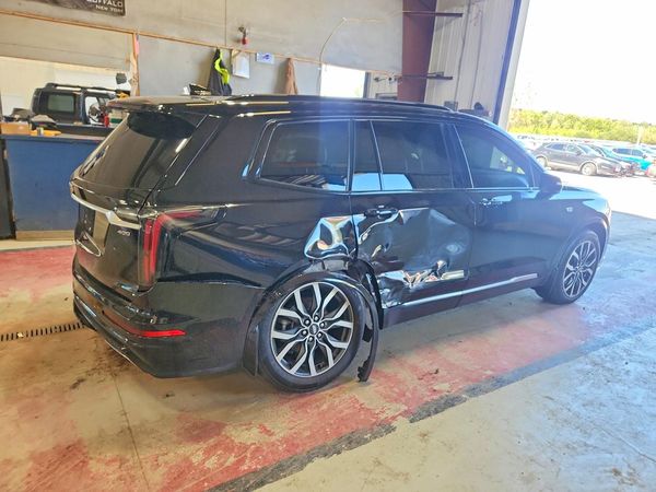 2021 CADILLAC XT6 Sport