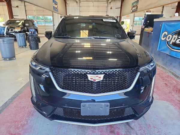 2021 CADILLAC XT6 Sport