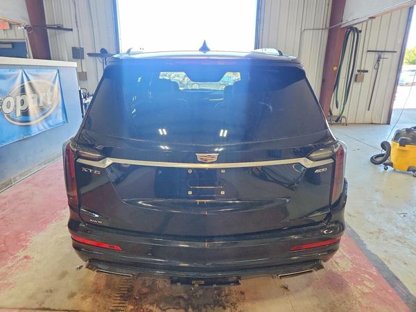 2021 CADILLAC XT6 Sport