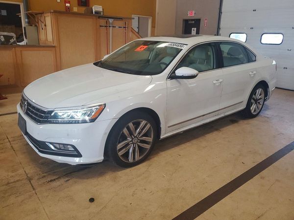 2017 VOLKSWAGEN PASSAT