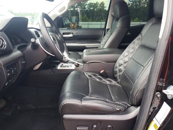 2021 TOYOTA TUNDRA SR5 grade