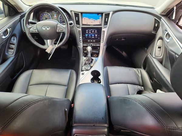 2015 INFINITI Q50