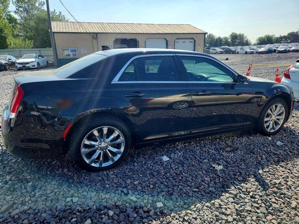 2018 CHRYSLER 300 300 Touring