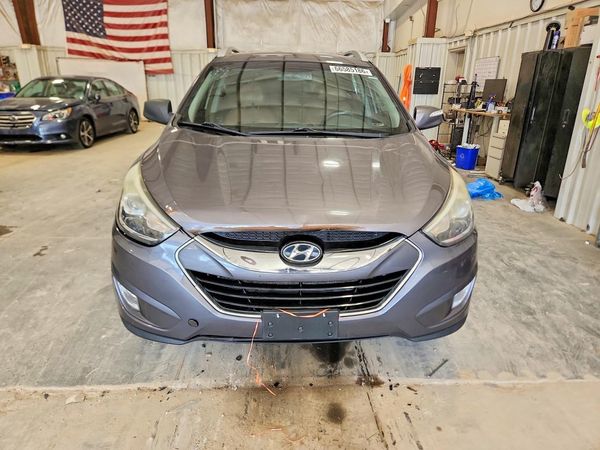 2015 HYUNDAI TUCSON GLS (Middle)