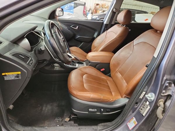 2015 HYUNDAI TUCSON GLS (Middle)