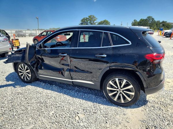 2023 MERCEDES-BENZ GLA GLA250