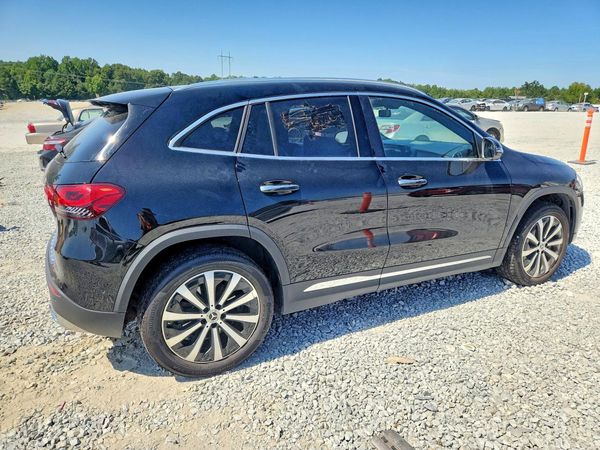 2023 MERCEDES-BENZ GLA GLA250