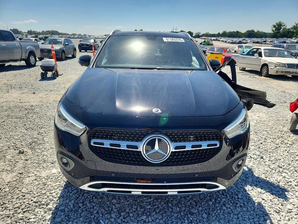 2023 MERCEDES-BENZ GLA GLA250