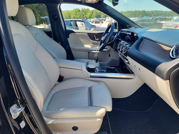 2023 MERCEDES-BENZ GLA GLA250