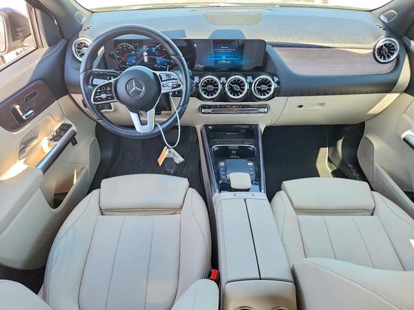 2023 MERCEDES-BENZ GLA GLA250