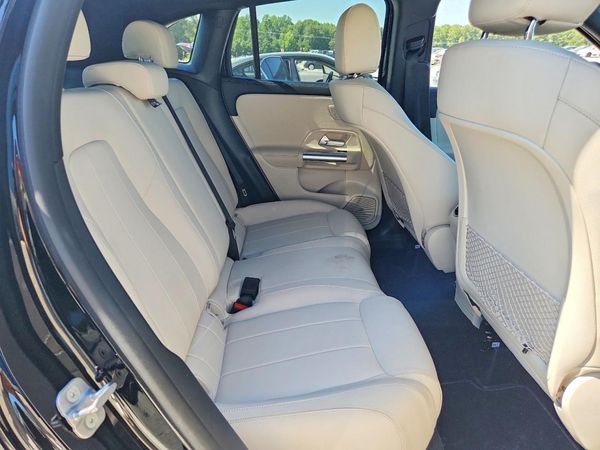 2023 MERCEDES-BENZ GLA GLA250
