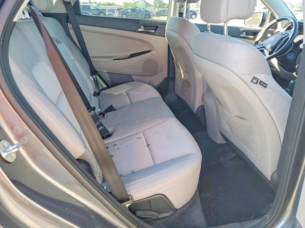 2017 HYUNDAI TUCSON