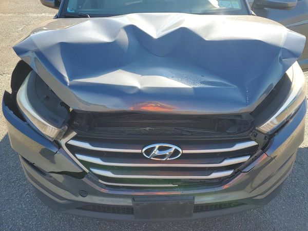 2017 HYUNDAI TUCSON