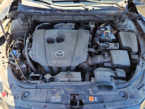 2015 MAZDA 6 Touring/GS — Engine bay