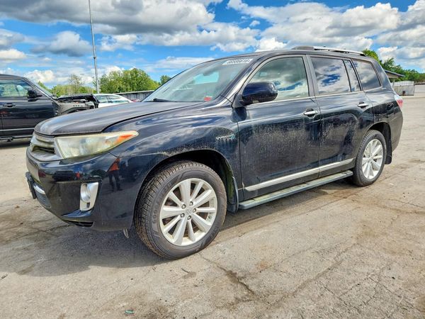 2012 TOYOTA HIGHLANDER Base/Hybrid — Front 3/4