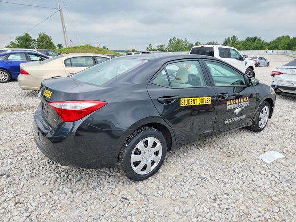 2015 TOYOTA COROLLA