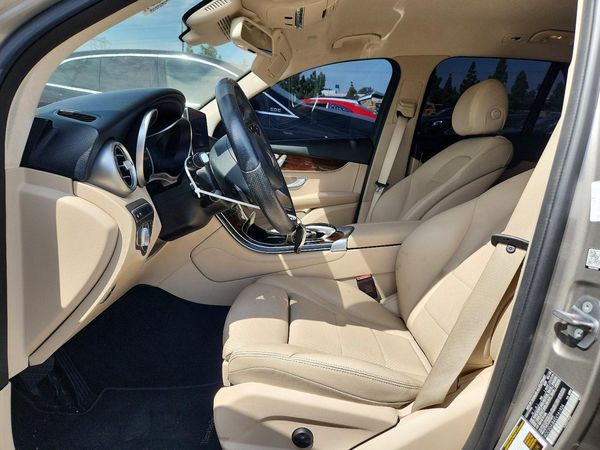 2019 MERCEDES-BENZ GLC-CLASS GLC300 — DENT
