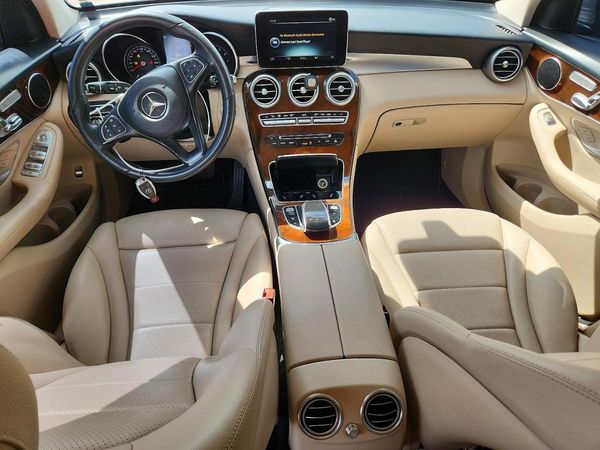 2019 MERCEDES-BENZ GLC-CLASS GLC300 — CKPT