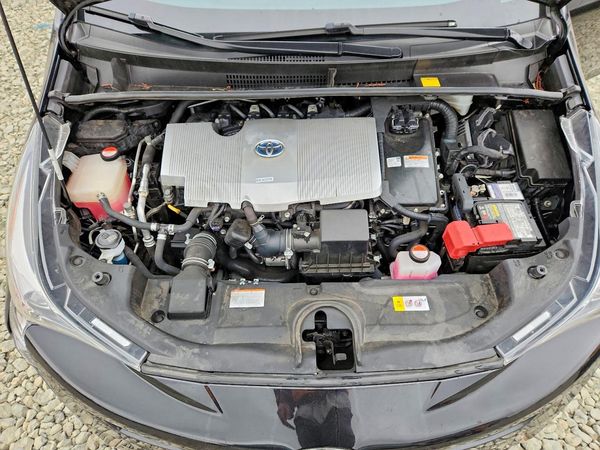 2016 TOYOTA PRIUS