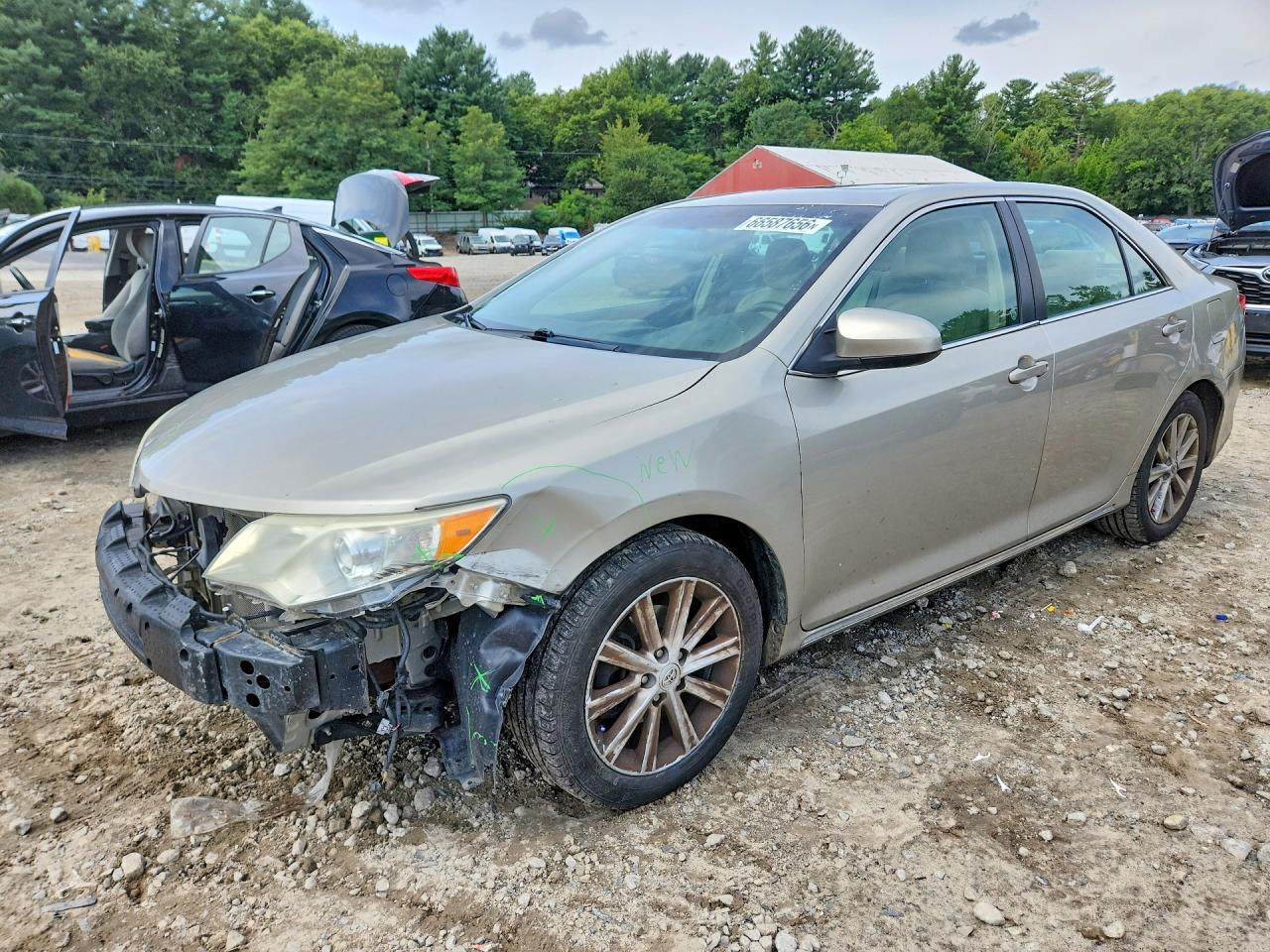 2014 TOYOTA CAMRY