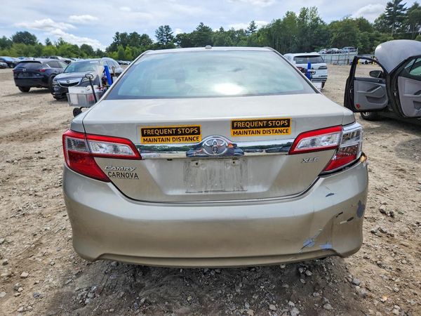 2014 TOYOTA CAMRY