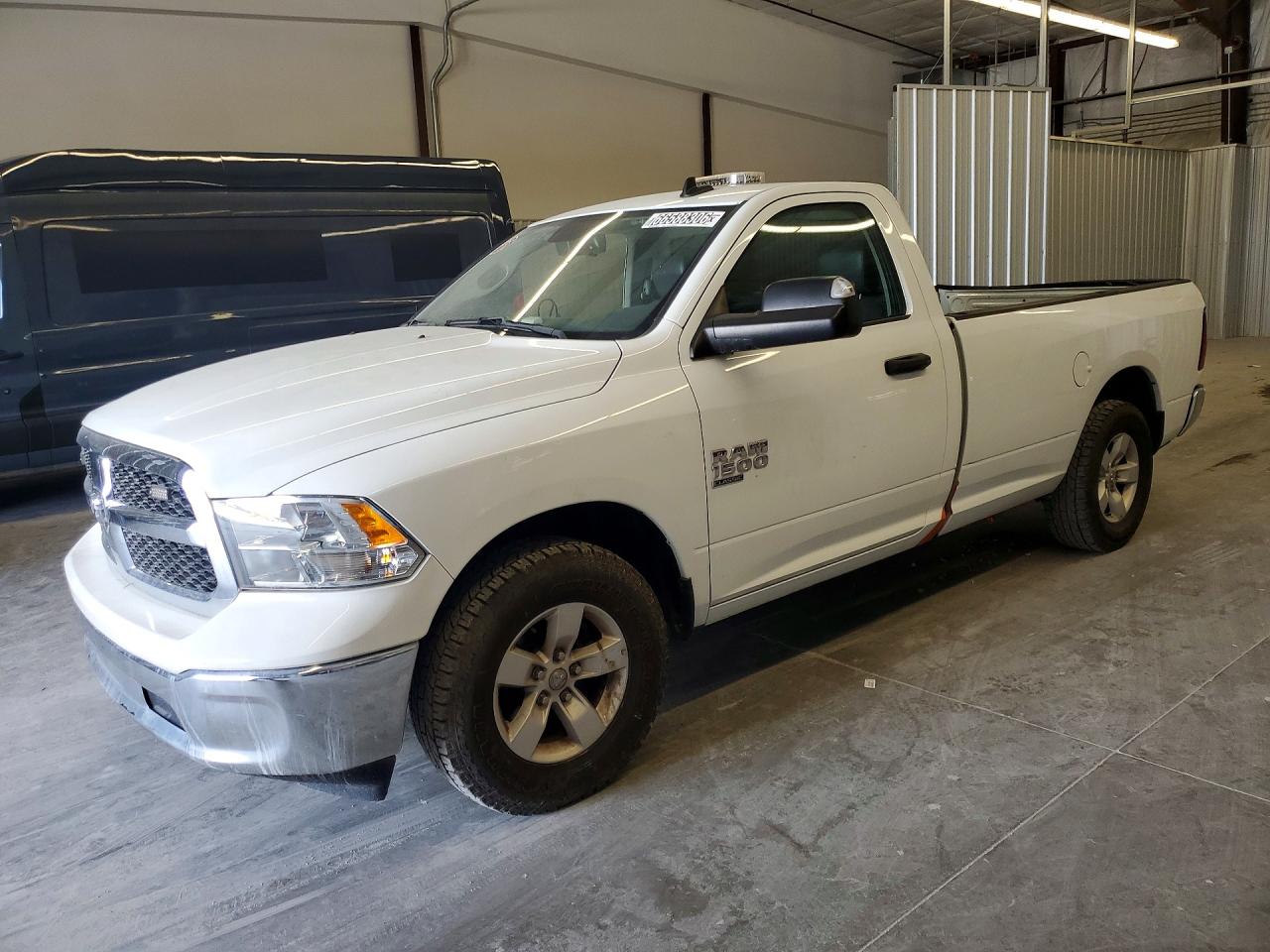 2023 RAM 1500 CLASSIC Tradesman — Front 3/4