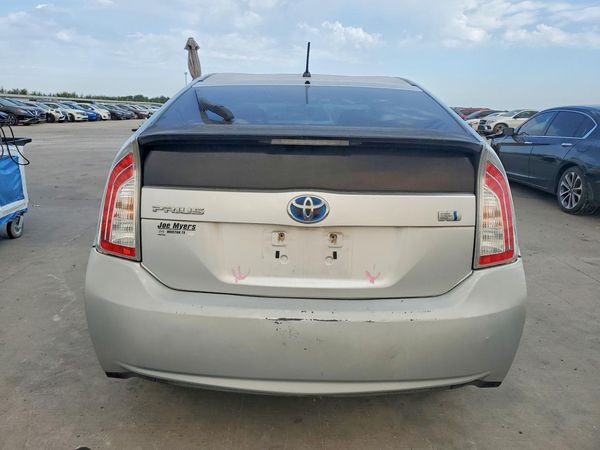 2013 TOYOTA PRIUS — DIRR