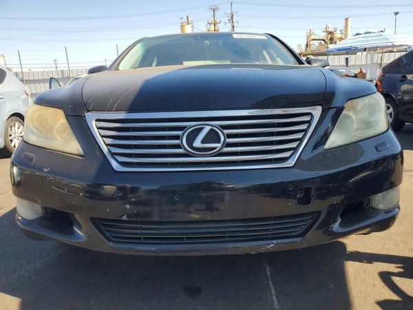 2012 LEXUS LS