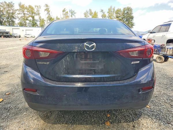 2018 MAZDA 3 Touring