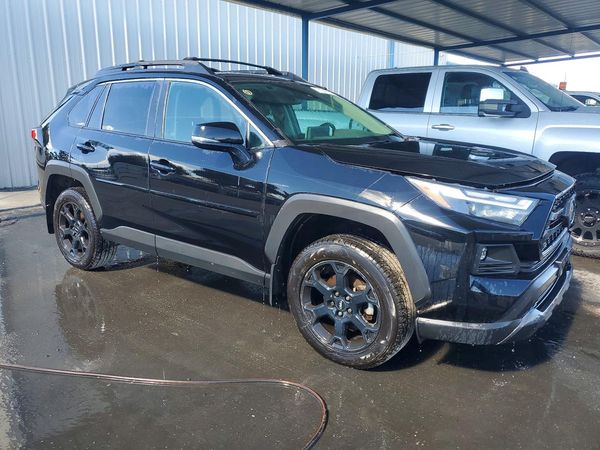 2022 TOYOTA RAV4 TRD Off Road — Passenger 3/4