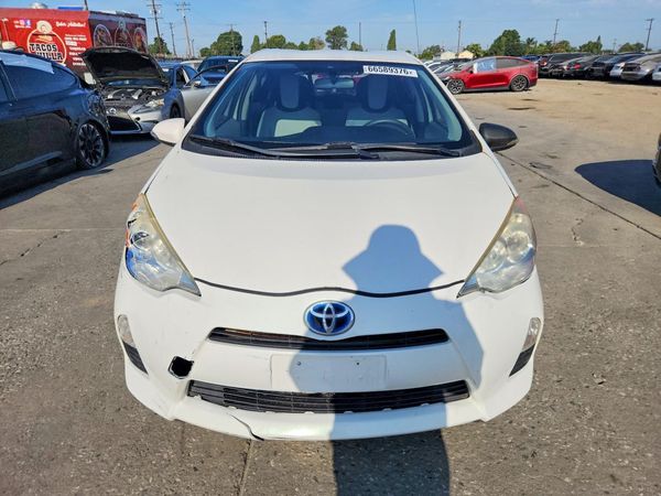 2014 TOYOTA PRIUS