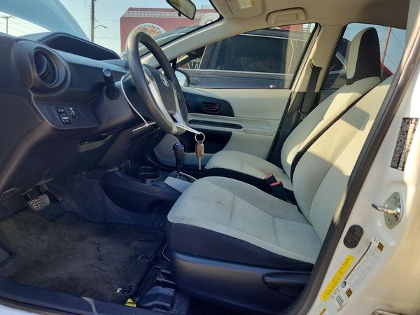 2014 TOYOTA PRIUS