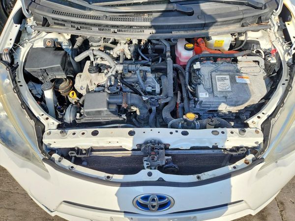2014 TOYOTA PRIUS