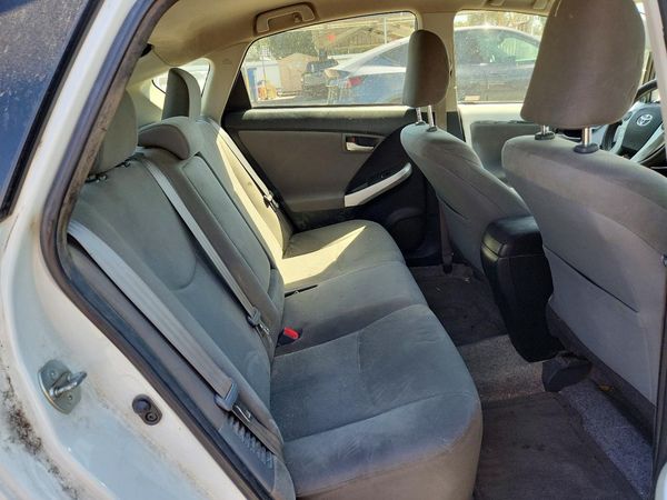 2015 TOYOTA PRIUS
