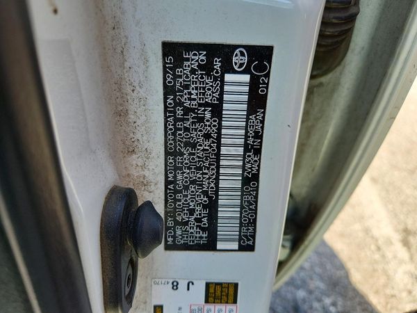 2015 TOYOTA PRIUS