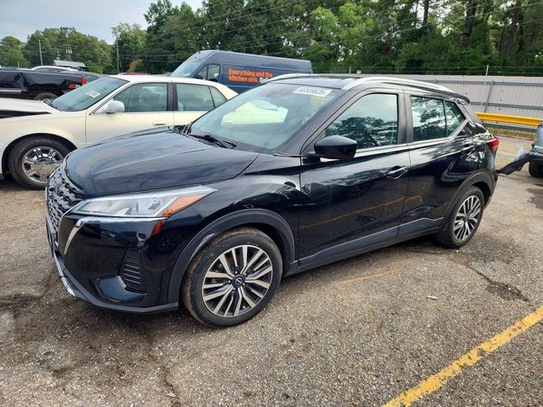 2022 NISSAN KICKS