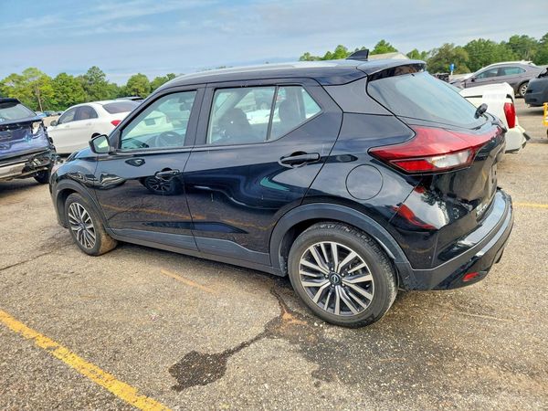 2022 NISSAN KICKS
