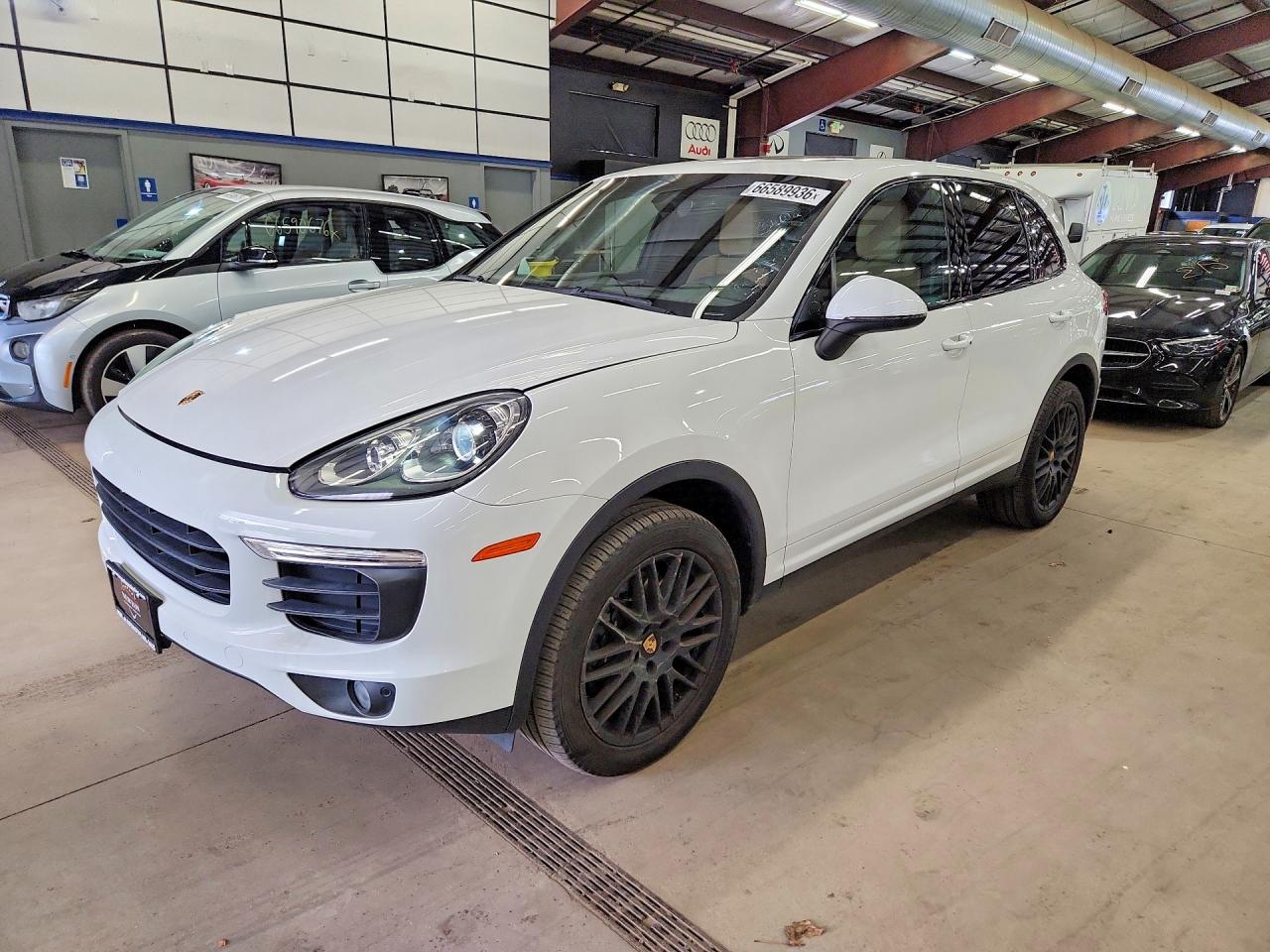 2018 PORSCHE CAYENNE Base / Platinum Edition