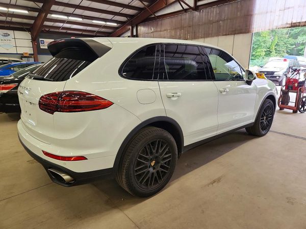 2018 PORSCHE CAYENNE Base / Platinum Edition