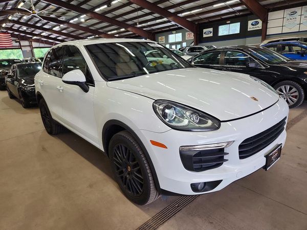 2018 PORSCHE CAYENNE Base / Platinum Edition