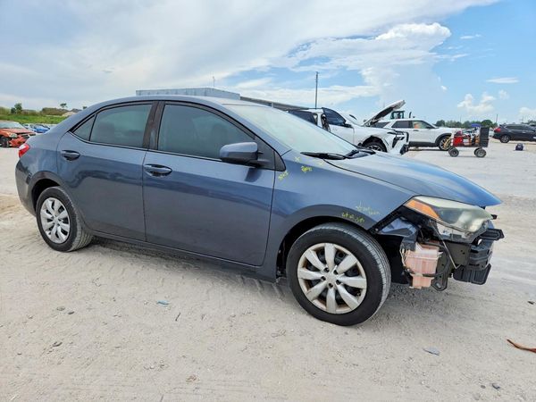 2015 TOYOTA COROLLA