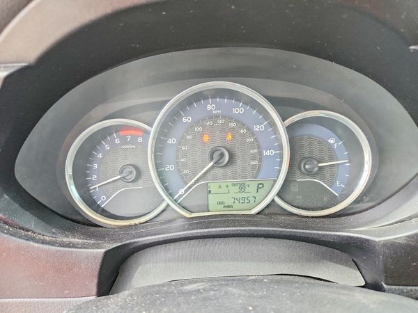 2015 TOYOTA COROLLA