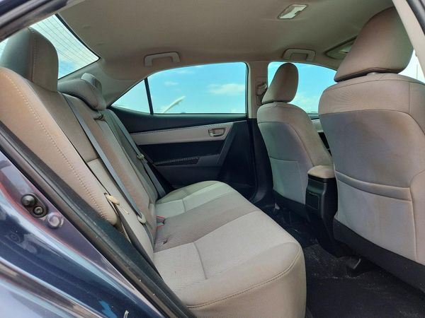 2015 TOYOTA COROLLA