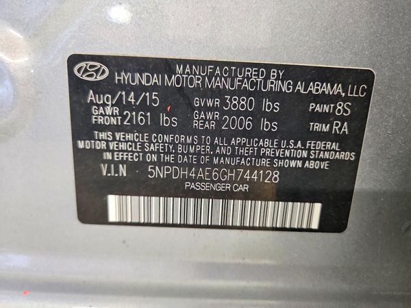 2016 HYUNDAI ELANTRA