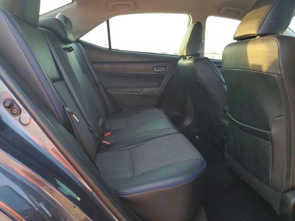 2017 TOYOTA COROLLA