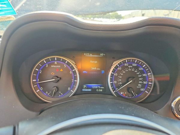 2017 INFINITI Q50