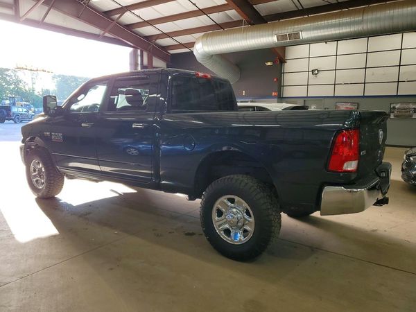 2017 RAM 2500 SLT CREW CAB 4X4
